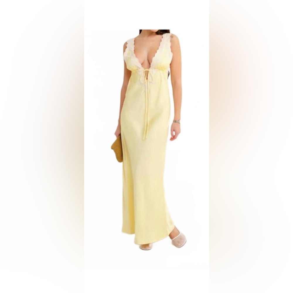 Rumored Yellow Maxi Dress with White Lace - Picture 10 of 10